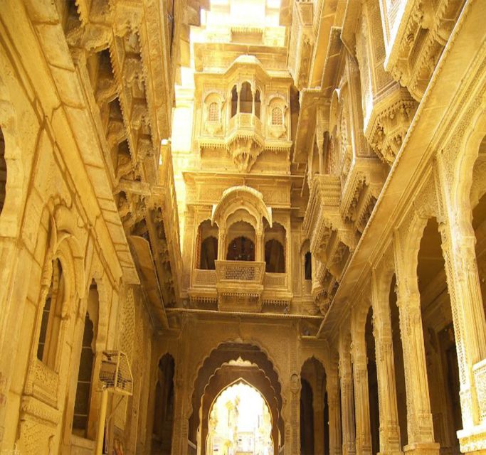 Private Jaisalmer City Tour With Fort and Heritage Havelis - Key Points