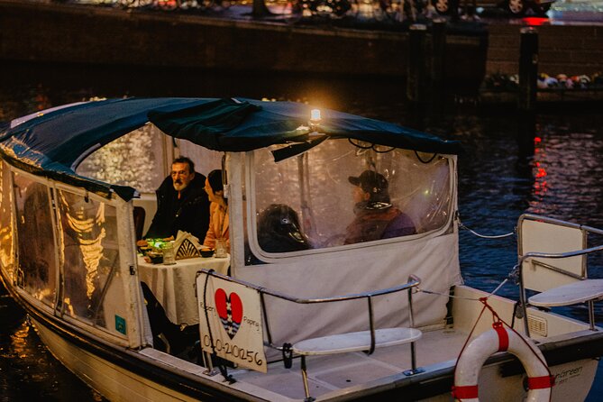 Private Romantic Evening Canal Cruise – The Original - Inclusions and Exclusivity