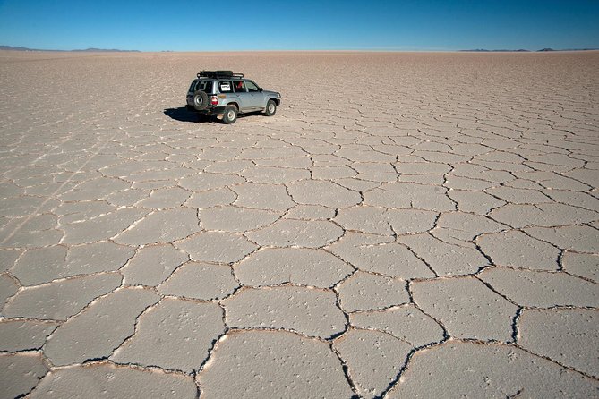 Private Salt Flat Full-Day Tour Including the Cemetery of Trains and Lunch From Uyuni - Inclusions and Exclusions