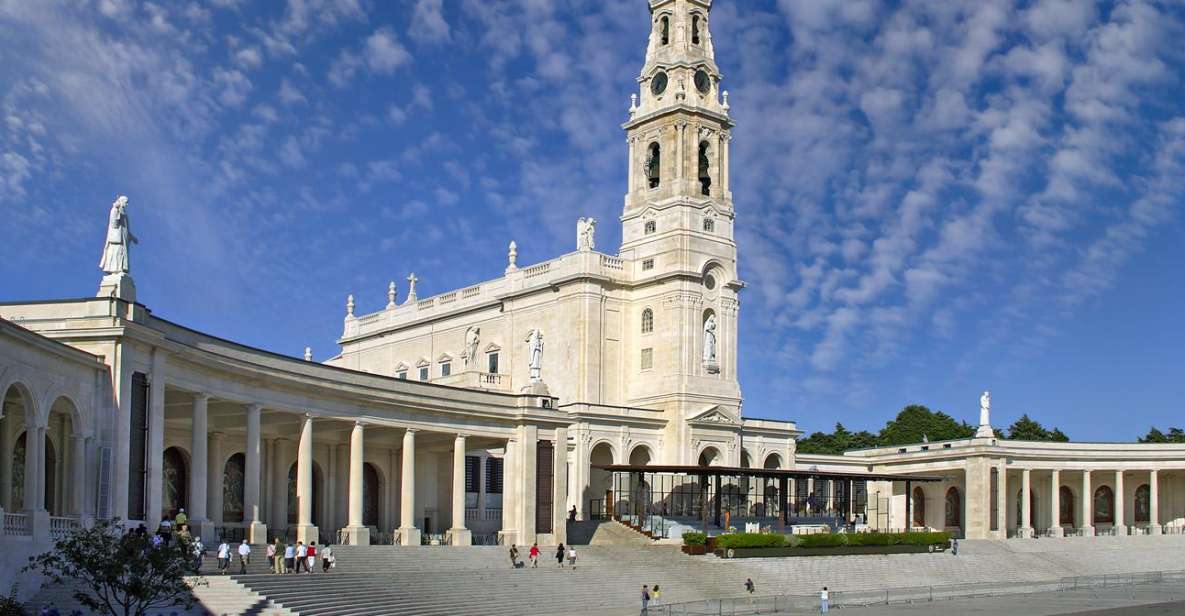 Private Tour Fatima's Sanctuary From Lisbon - Key Points