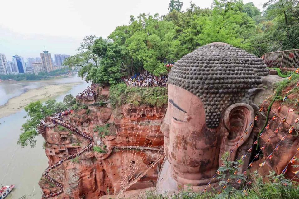 Private Tour to Leshan Giant Buddha & Huanglongxi Old Town - Just The Basics