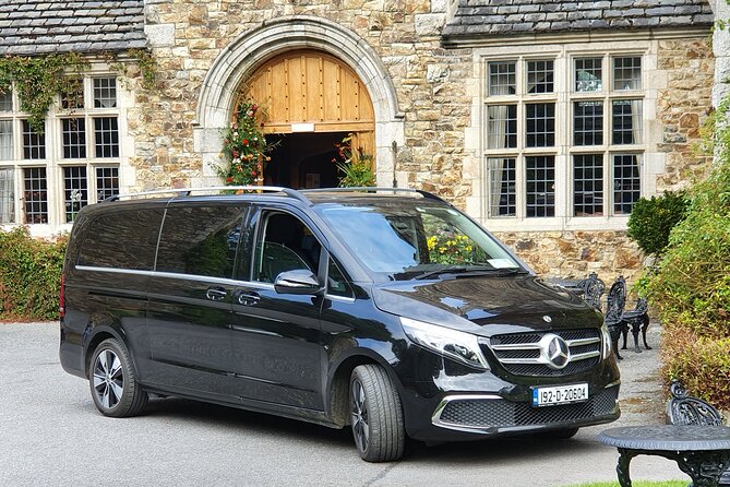 Private Transfer From Dromoland Castle to Dublin Airport - Key Points