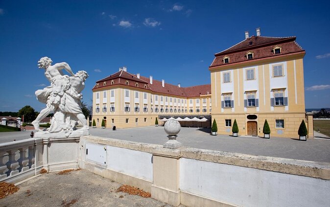 Private Transfer From Vienna Airport To Bratislava, 2 Hour Stop - Key Points