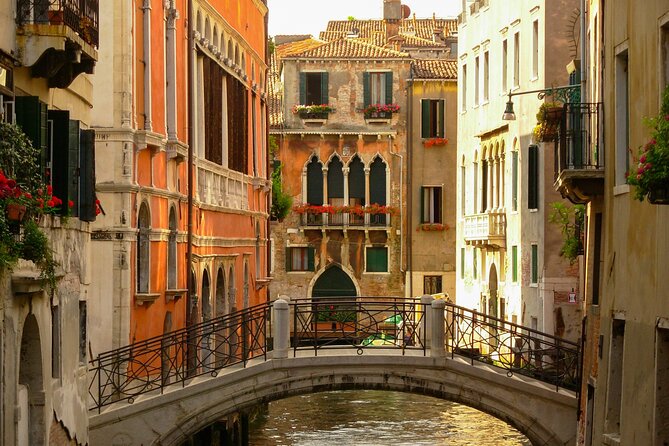 Private Venice Tour: From Innsbruck via Dolomites to Venice - Key Points
