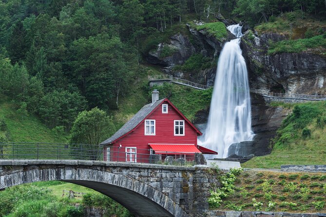 Private Waterfalls and Wonders Tour in Norway - Tour Location and Duration