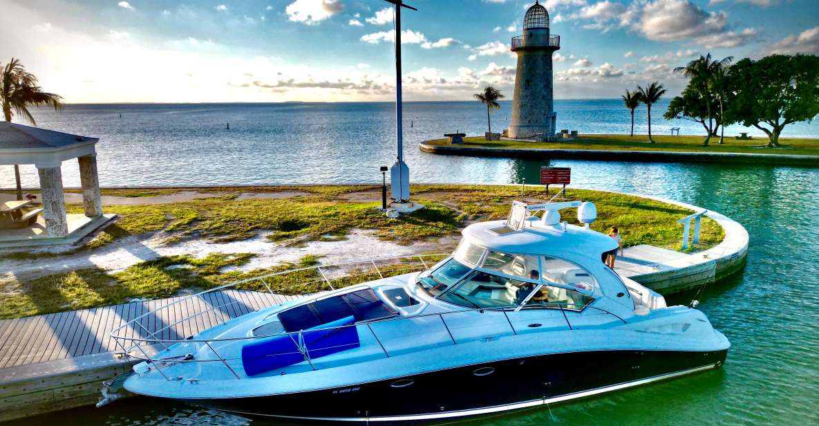 Private Yacht Rentals 2h Champagne Gift - Key Points