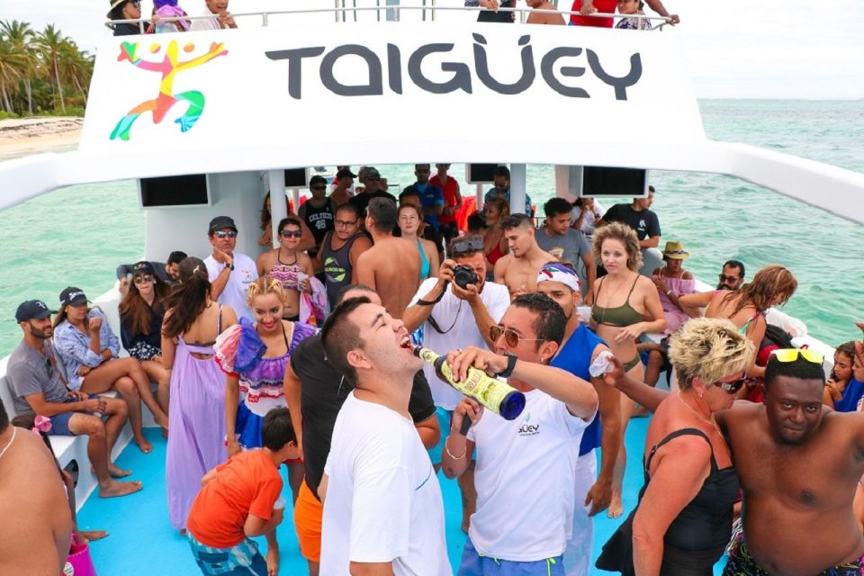 Punta Cana: Catamaran Tour With Taiguey Emotion Show - Key Points