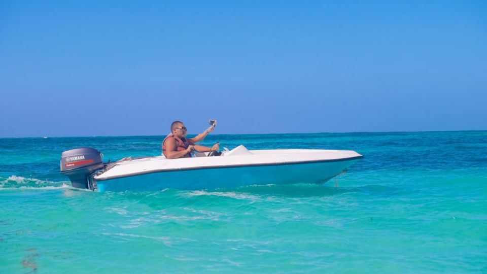 Punta Cana: Guided Speedboat Experience on the Coast - Key Points