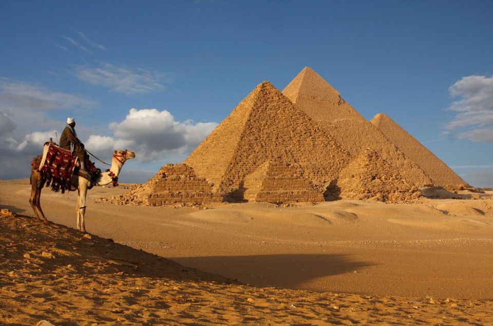Pyramids of Giza - Key Points