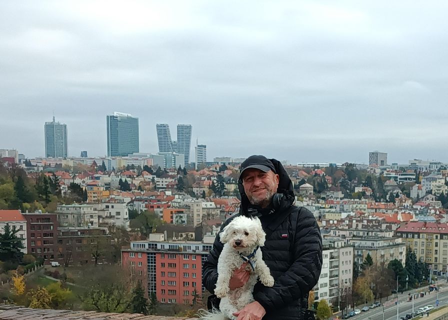 Real Life in Prague - Dog Walk From VyšEhrad to Výtoň - Key Points