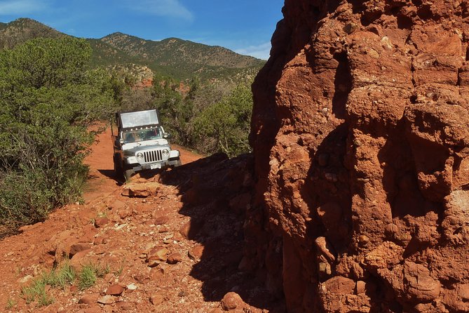 Red Canyon Loop Half Day Jeep Tour - Key Points