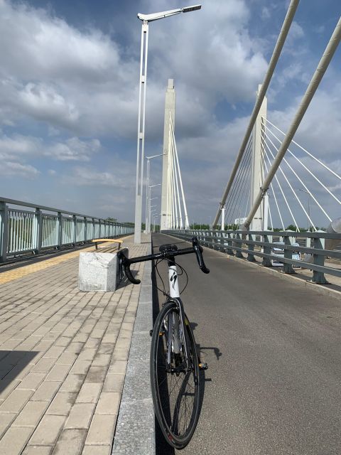 Riverside Cycling With A Native - Just The Basics