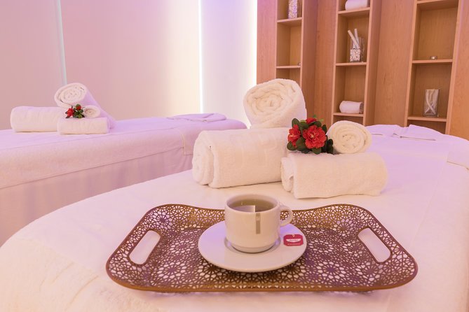 Romantic Couple Massage SPA Entry and Private Jacuzzi With Cava - Key Points