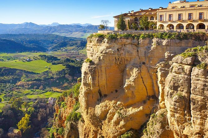 Ronda and Setenil De Las Bodegas Private Tour From Cadiz - Destination Highlights