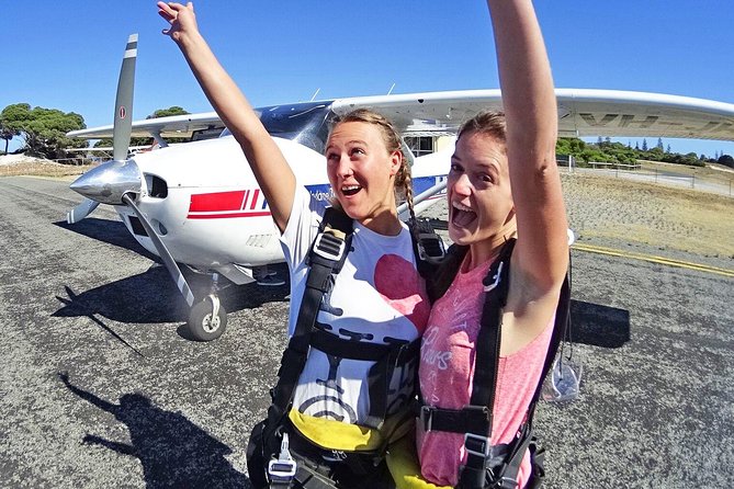 Rottnest Skydive Fremantle Ferry Package - Key Points