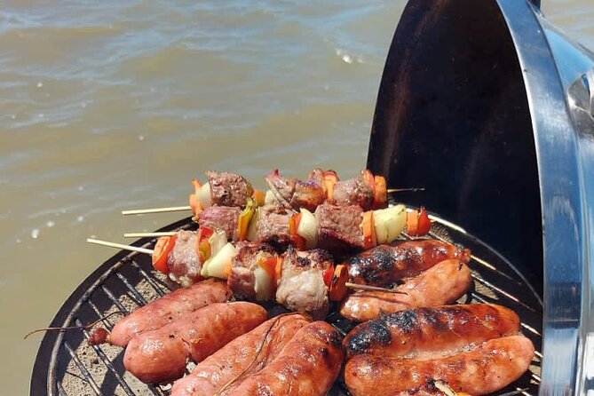 SAILBOAT RIDE: Tango and Choripan (Typical Argentine Food)