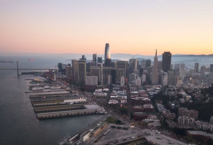 San Francisco Bay Flight Over the Golden Gate Bridge - Key Points