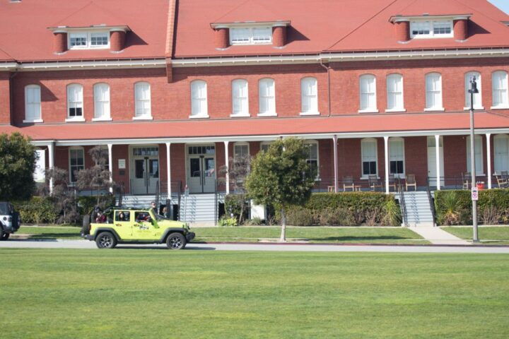 San Francisco: Private City Highlights Tour in a Jeep - Key Points