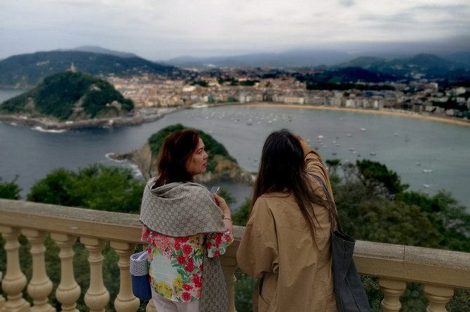San Sebastian Highlights Private City Tour With Hotel Pick up - Key Points