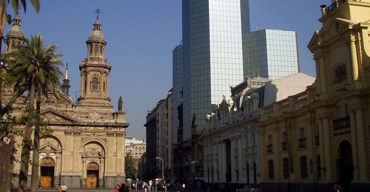 Santiago: Guided Full-Day Walking Tour With a Chilean Lunch - Key Points