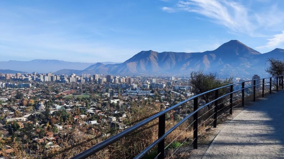 Santiago: Highlights Private City Tour - Key Points