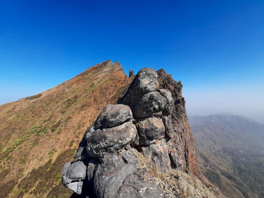Santiago: Monte Tchota Natural Park to Pico D'antónia Hike - Key Points