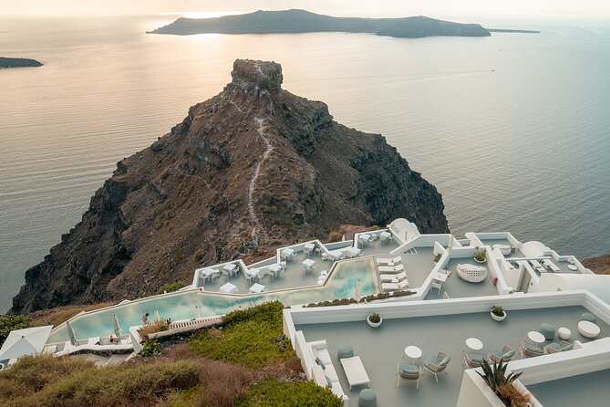 Santorini in One Day Sightseeing Private Tour - Itinerary Overview