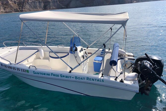 Santorini: License Free - Boat Rental "AELIA" - Key Points