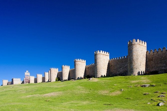 Segovia and Avila Private Tour With Lunch and Hotel Pick up From Madrid - Key Points