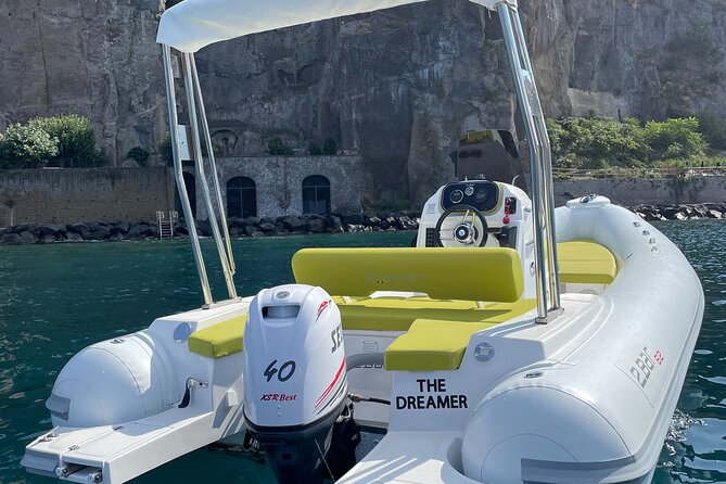 Self Drive Boat Hire - Key Points