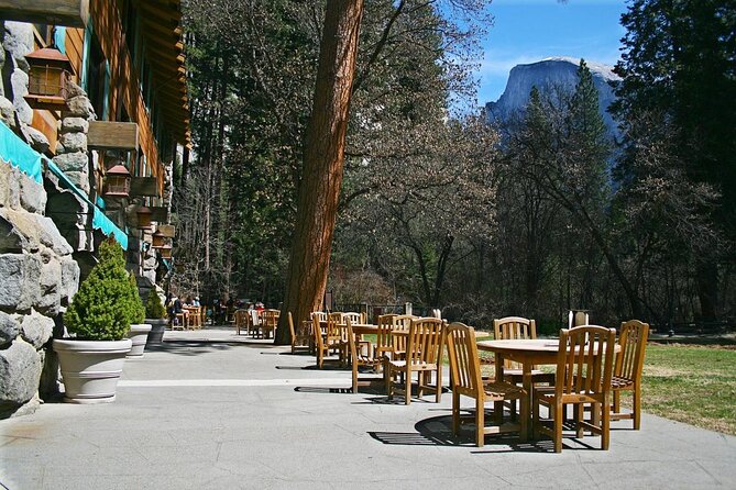 Semi Private Yosemite Tour With Ahwahnee Lunch and Hotel Pickup - Key Points