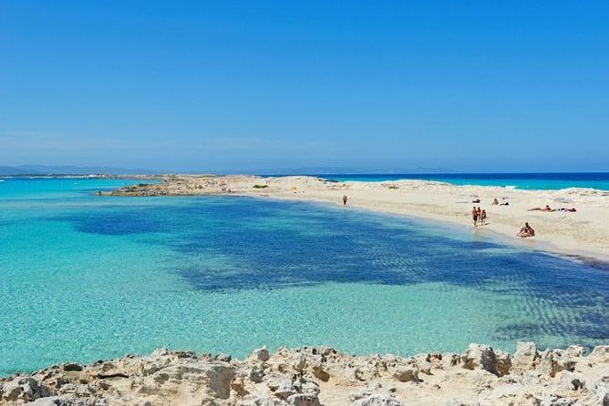 Ses Illetes Beach Formentera Catamaran Private Tour - Key Points