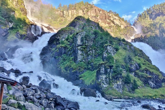 SEVEN WATERFALLS Tour: Private Roundtrip to the Hardanger Fjord, 12 Hours - Tour Overview
