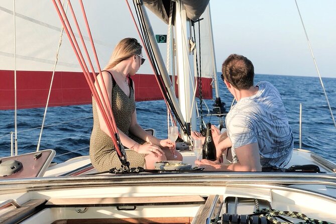 Shared 2-Hour Sailing Tour With Cava in Barcelona - Just The Basics