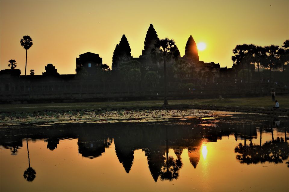 Siem Reap: Angkor Wat Sunrise and Best Temples Tour - Key Points