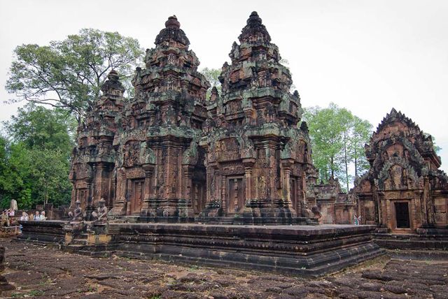 Siem Reap: Banteay Srey and Kulen Mountain Private Day Tour - Key Points
