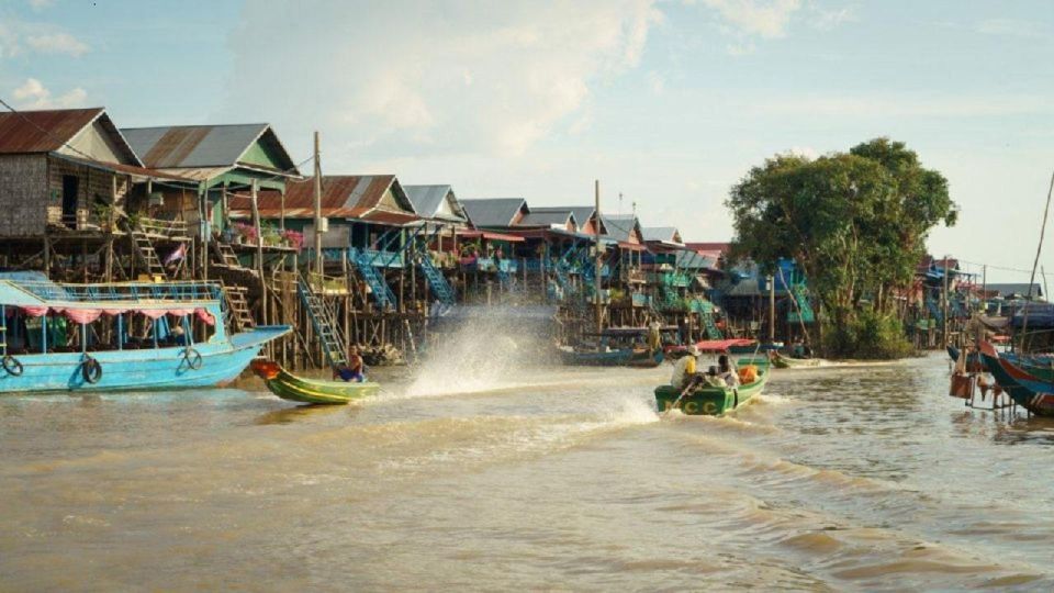 Siem Reap: Kampong Phluk Floating Village Tour With Transfer - Key Points
