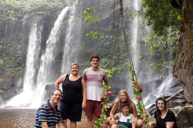 Siem Reap: Kulen Waterfall and 1000 Lingas River Private Tour - Key Points