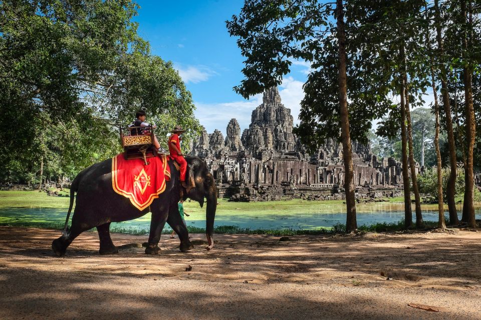 Siem Reap: Small Circuit Tour by Mini Van With English Guide - Key Points