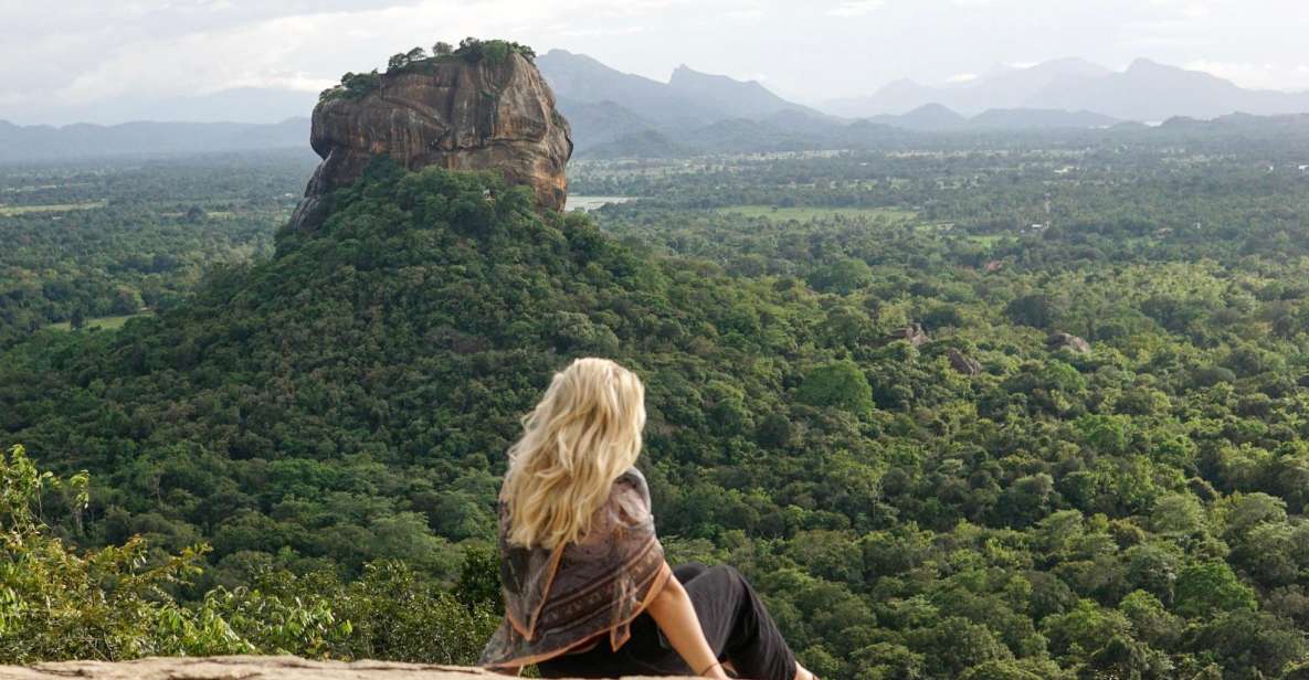 Sigiriya and Pidurangala Rock From Colombo - Key Points