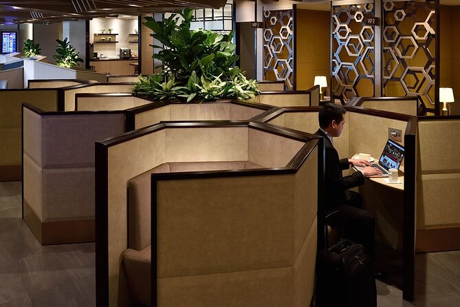 Singapore Changi Airport Plaza Premium Lounge at Terminal 1 - Key Points