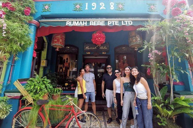 Singapore Half-Day Guided Nostalgic Bike and Food Tour - Key Points