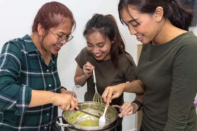 Singapore : Traditional Snacks Cooking Class - Key Points