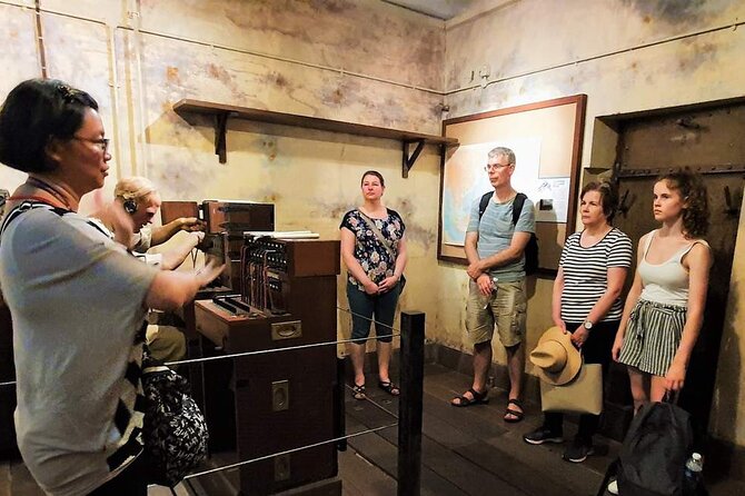 Singapore Walks Half Day Tour at Battlebox and Fort Canning Hill Merchandise - Tour Details