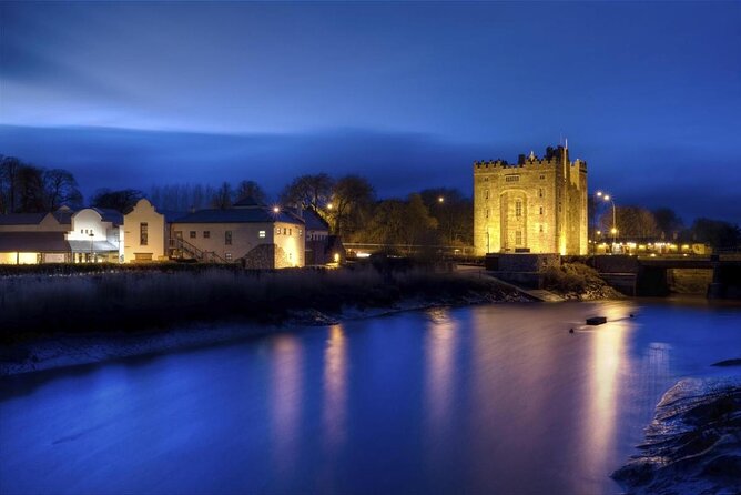 Skip the Line: Bunratty Castle and Folk Park Admission Ticket - Key Points