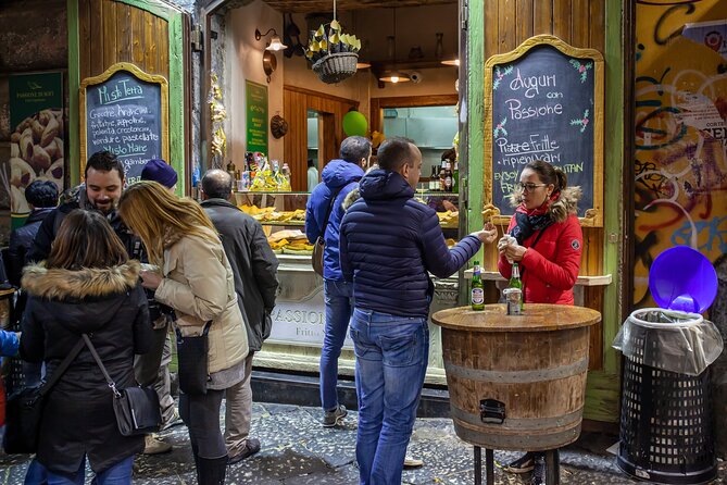 Small Group Naples Street Food Tour Guided by a Foodie - Key Points