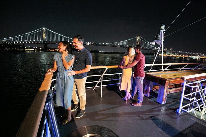 Spirit of Philadelphia Signature Dinner Cruise With Buffet - Key Points