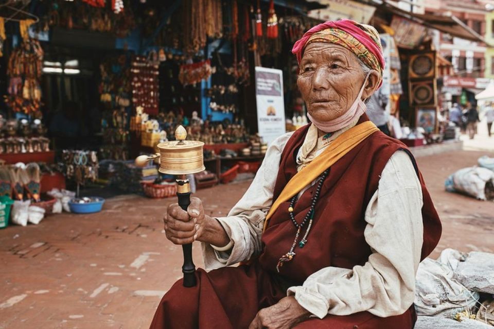 Spiritual Nepal: Expert Insight Into Hinduism and Buddhism - Key Points