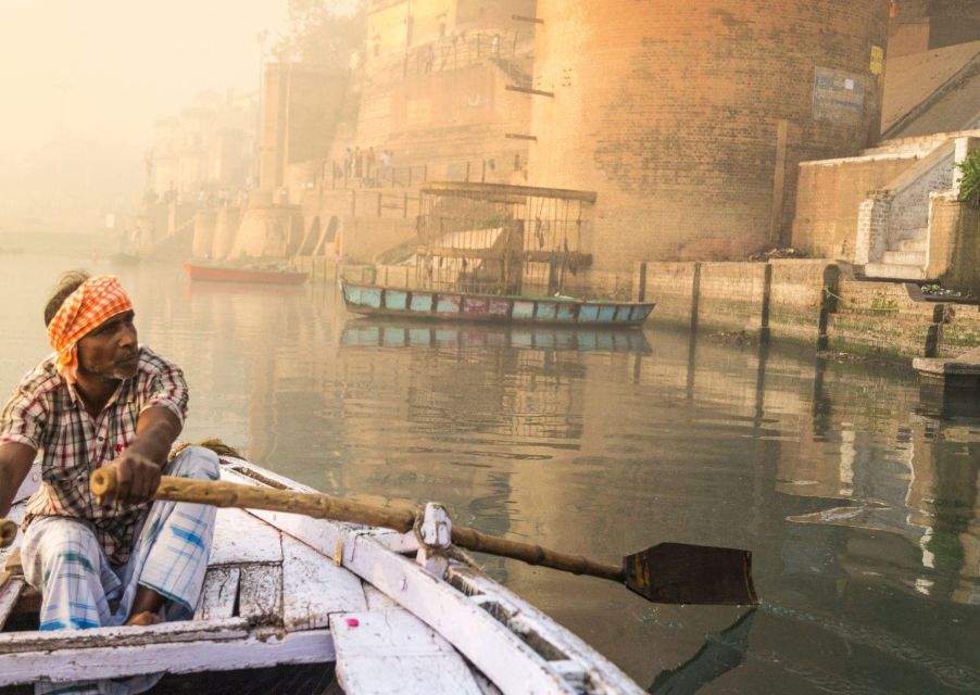 Sunrise in Banaras With Boat Ride & Ganga Aarti - Experience of Watching Sunrise in Banaras
