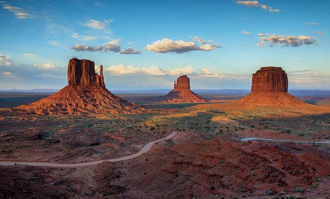 Sunrise Tour of Monument Valley - Key Points